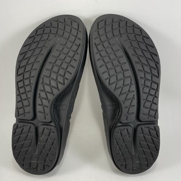 Oofos Ooriginal Flip Flops Womens Size 7 Mens 5 Black Comfort Recovery Sandals - Picture 8 of 9